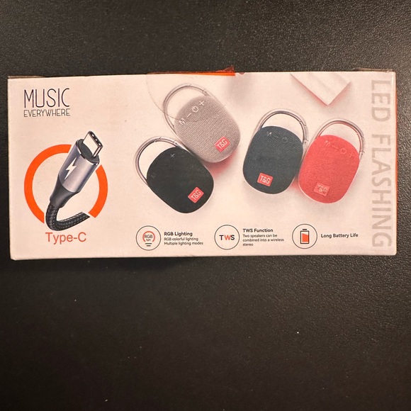 Portable Bluetooth speaker - Picture 2 of 5